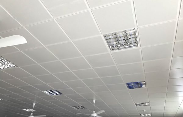 So Sánh độ Bền Của Trần Nhôm Thả Với Các Loại Trần Khác