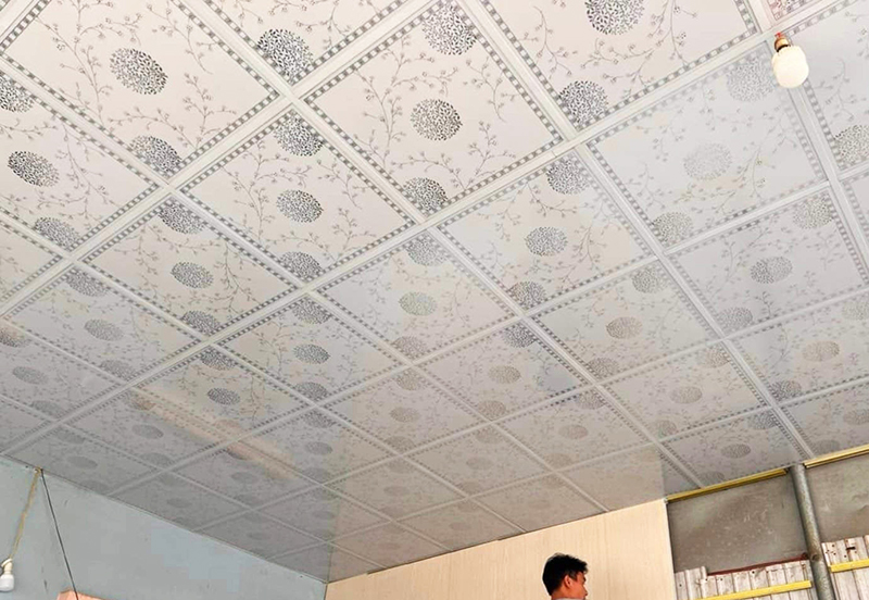 Trần Nhựa Thả Có Thật Sự Tiết Kiệm Chi Phí Hơn Các Loại Trần Khác